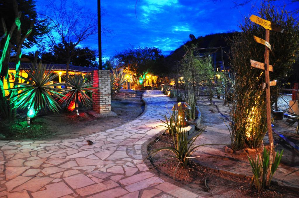 Fazenda Hotel Pedra dos Ventos Quixadá Exterior foto